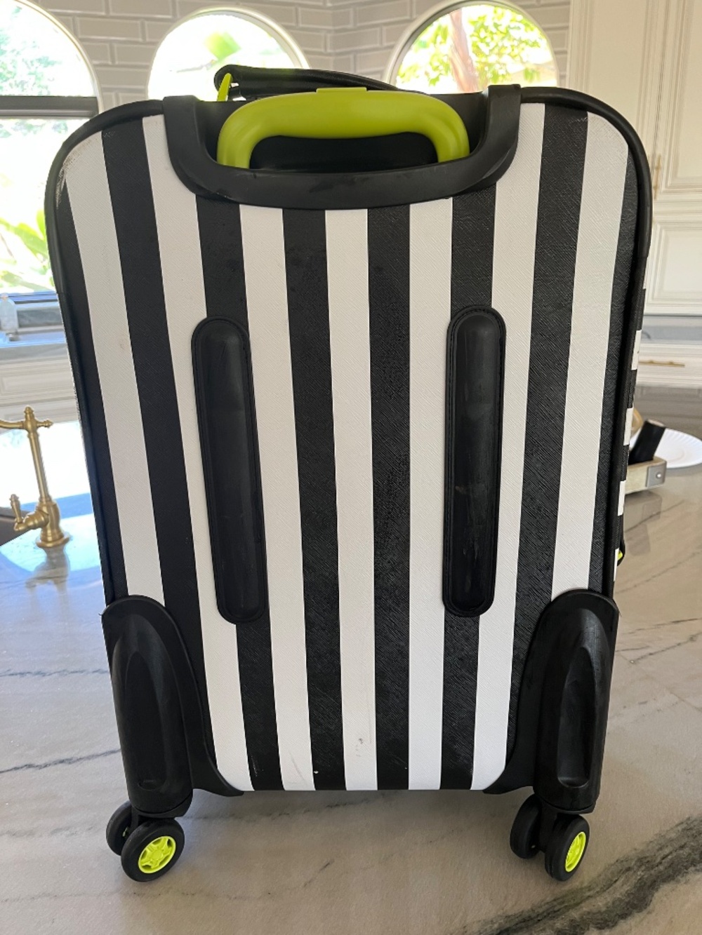 Henri Bendel  Black/white Stripe Roller bag/ Carry on - Picture 3 of 9